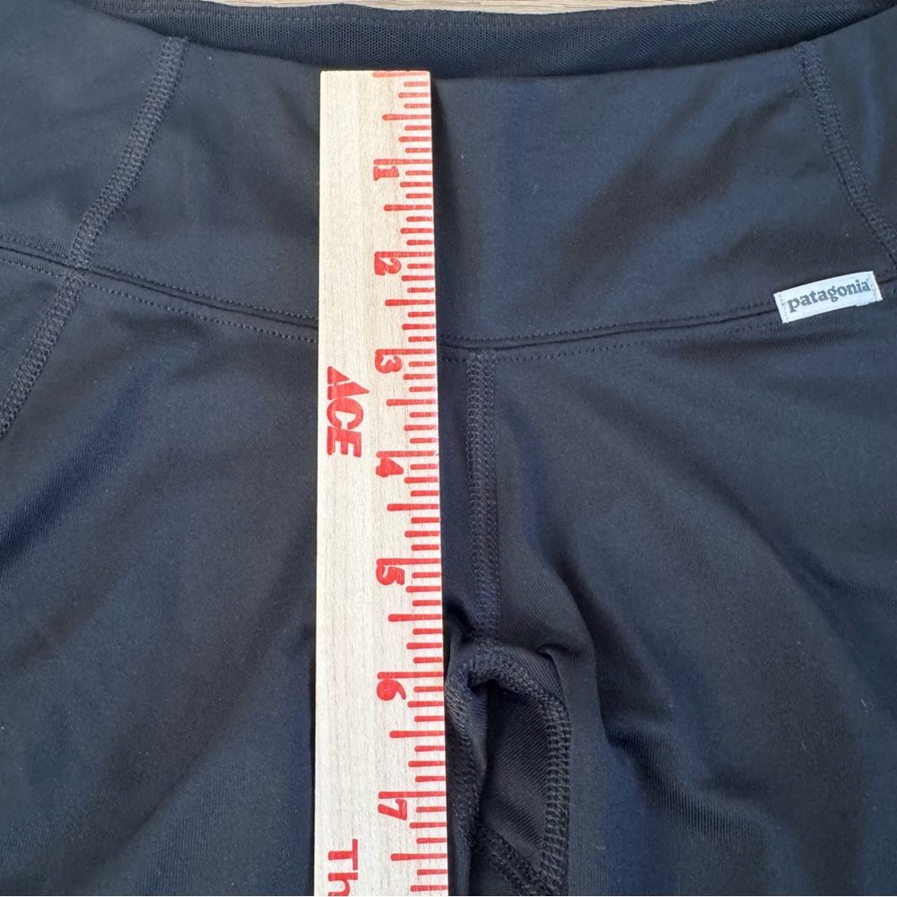 Patagonia Capilene 1 Silkweight Leggings XS Black Baselayer - Picture 5 of 7